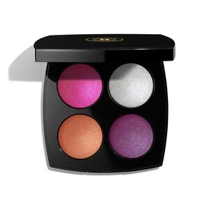 ENCHANTED NIGHT
EYESHADOW AND BLUSH PALETTE LIMITED EDITION
